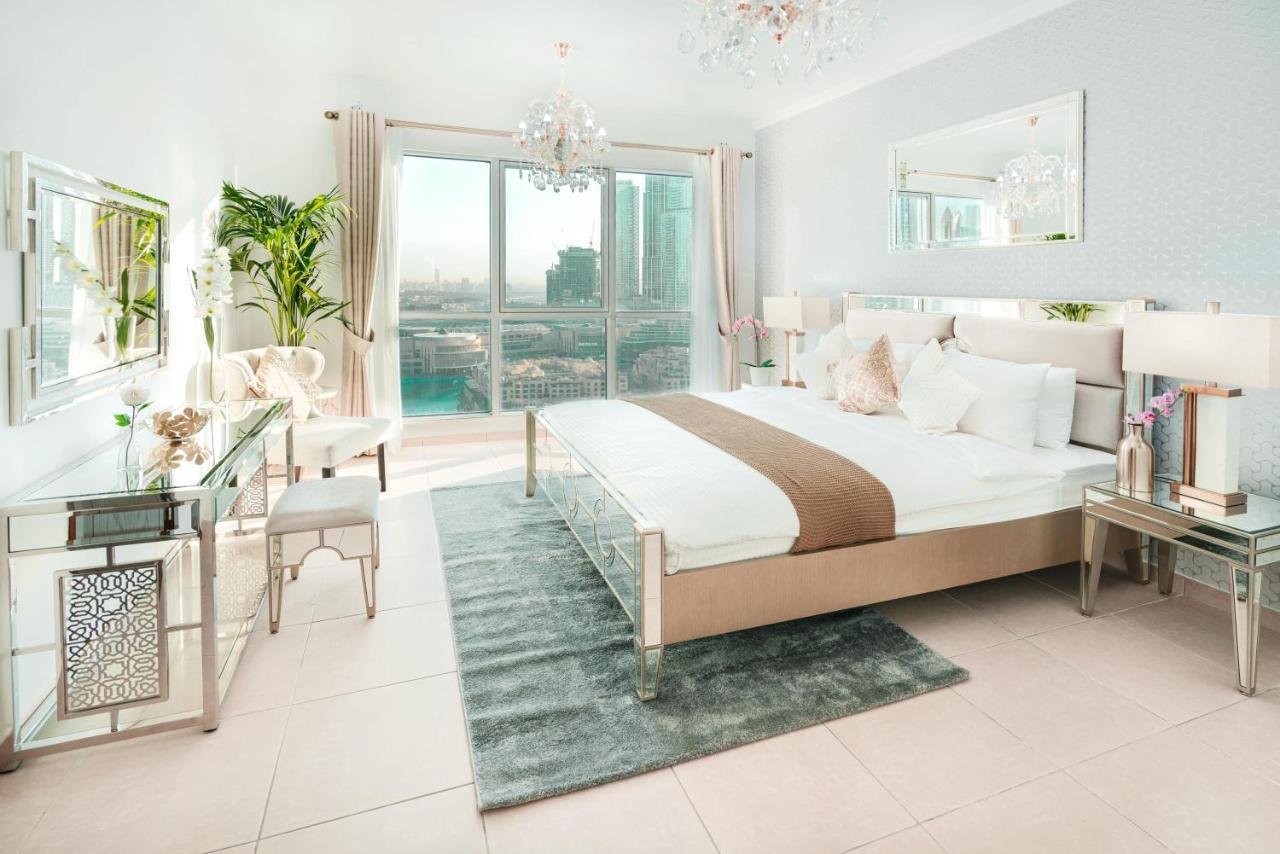 Elite Royal Apartment - Full Burj Khalifa & Fountain View - Ambassador ดูไบ ภายนอก รูปภาพ